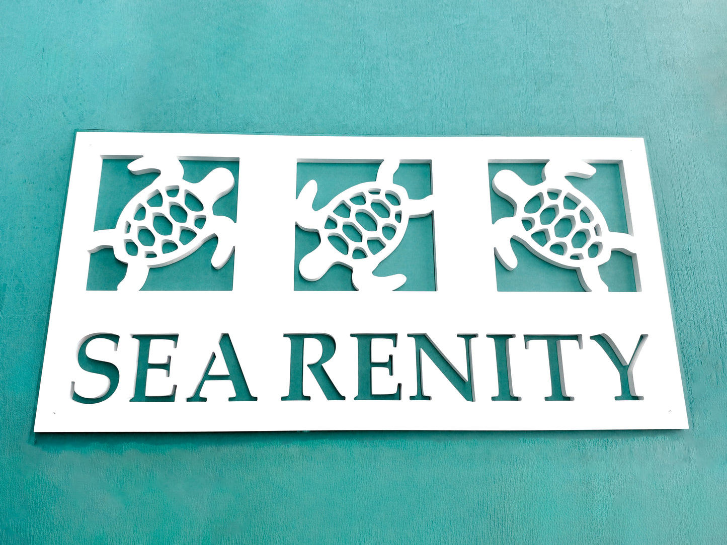 Personalized Beach House Name Sign with 3 Sea Turtles, Custom Outdoor Personalized Last Name Sign or Welcome Sign for Beach House or Coastal Home, Vacation Rental Property Sign