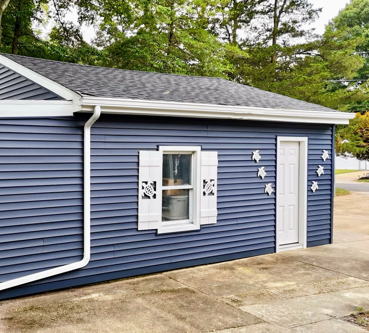 Weatherproof Sea Turtle Window Shutters – Custom Beach House & Coastal Home Exterior Nautical Shutters (Sold Individually)