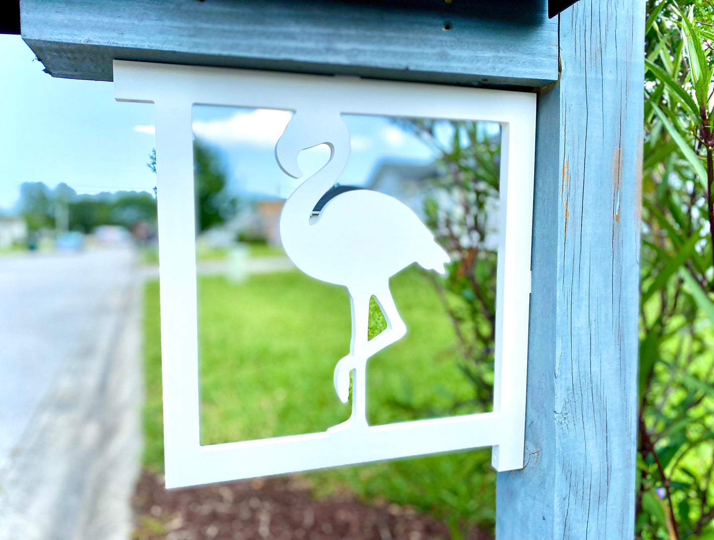 Flamingo Mailbox Bracket, Weatherproof PVC Coastal Beach House Decor, Screen Door Decor, Outdoor Home Accent, Exterior Mailbox Sign