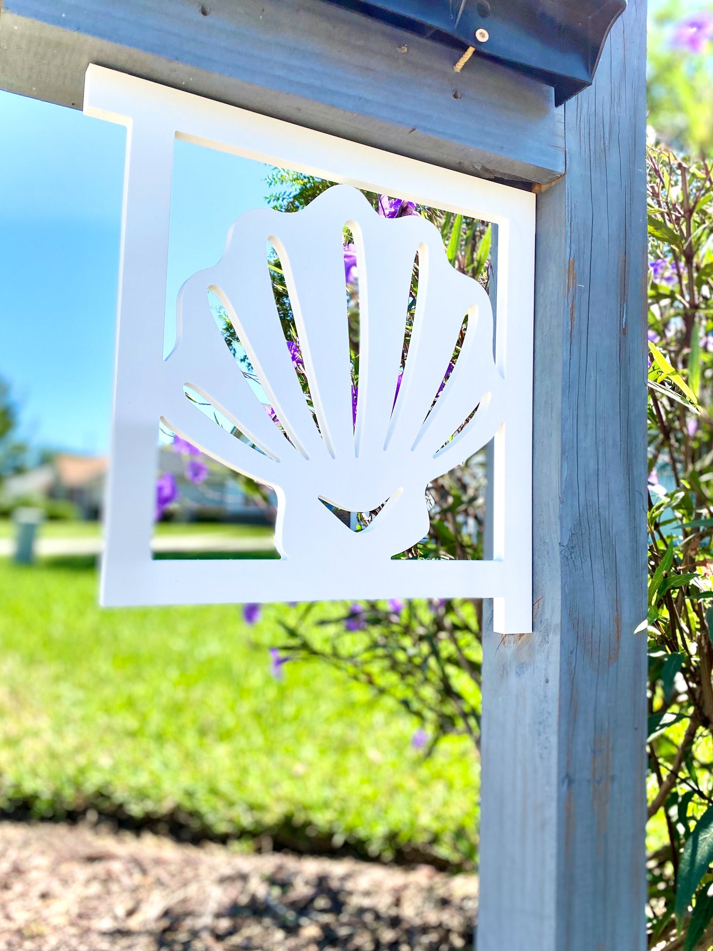 Seashell Mailbox Bracket, Weatherproof PVC Coastal Beach House Decor, Screen Door Decor, Outdoor Home Accent, Exterior Mailbox Sign