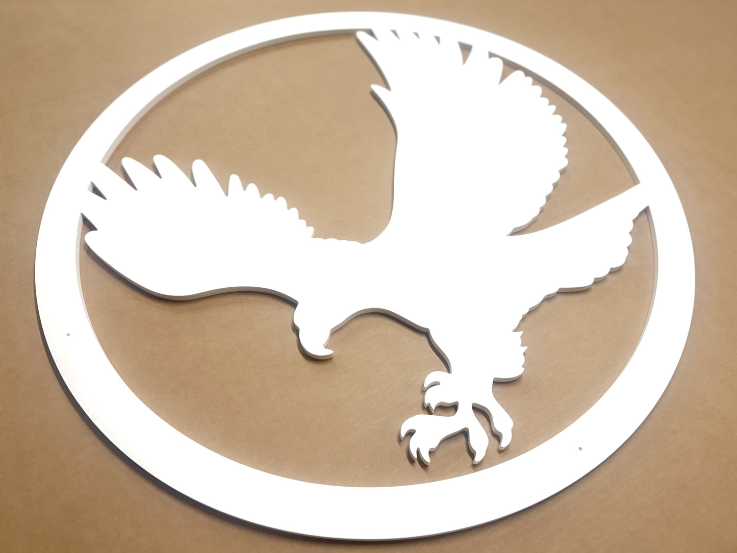 Weatherproof Bald Eagle Wall Art Sign – Patriotic Outdoor Décor for Homes & Cabins (Round)