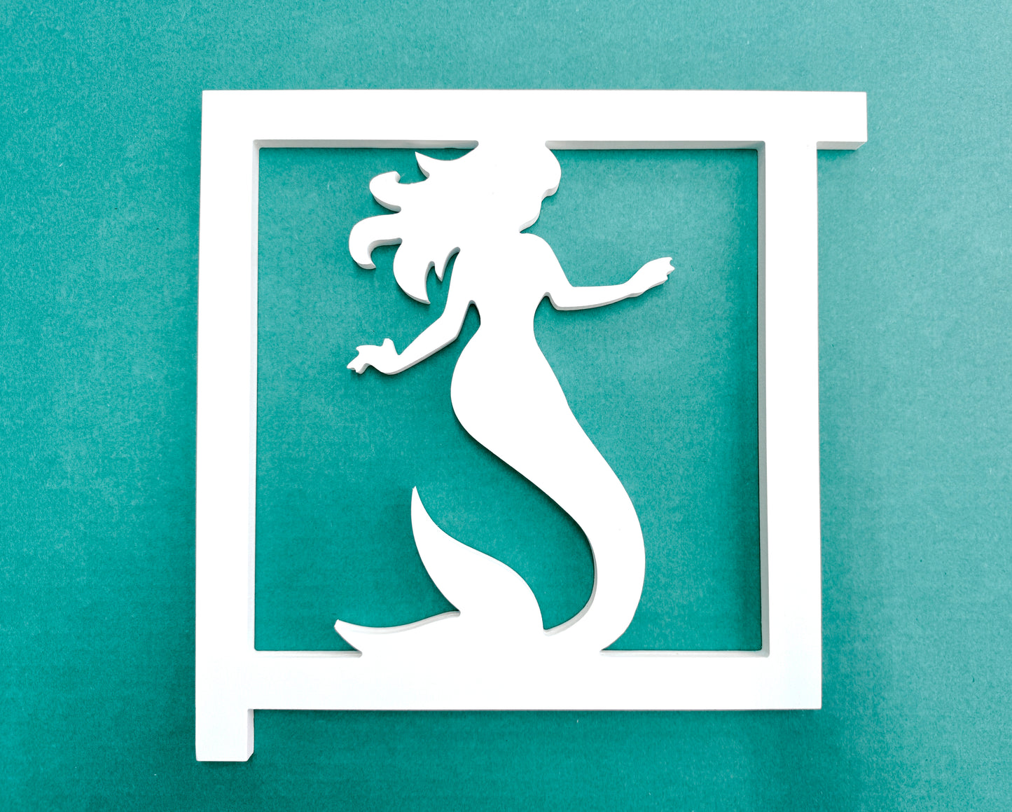 Mermaid Mailbox Bracket – Nautical Beach House Coastal Mailbox Accent (90 Degree Posts)