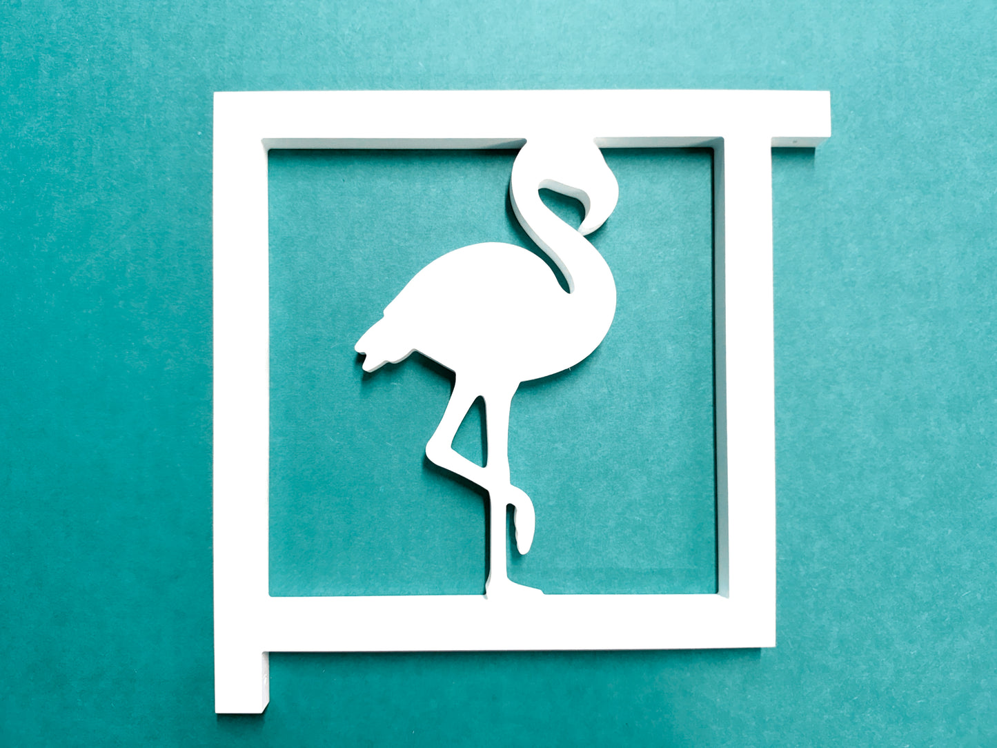 Flamingo Bird Mailbox Bracket – Tropical Beach House Coastal Mailbox Accent (90 Degree Posts)