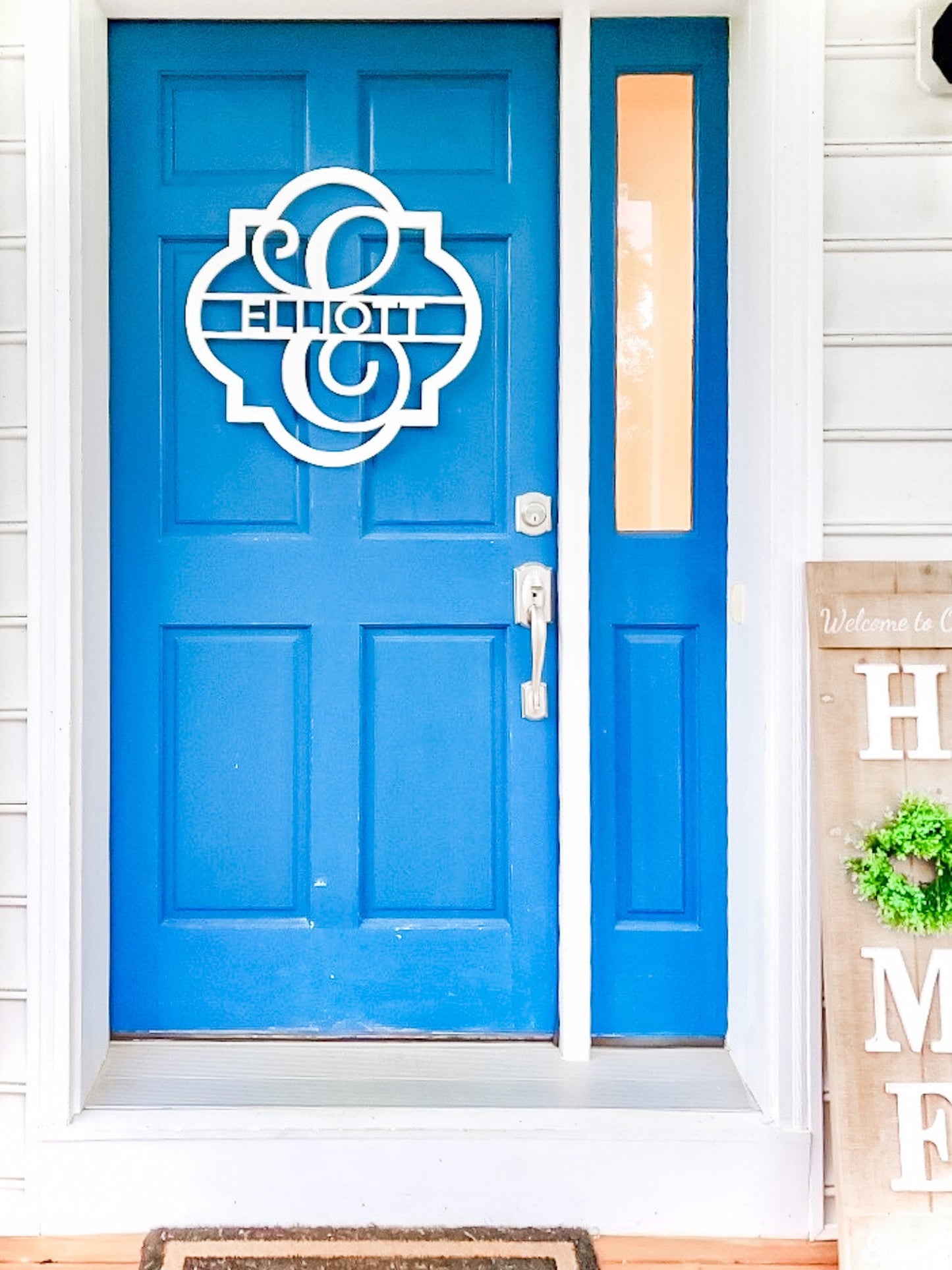 Last Name Monogram Wreath Sign for Front Door, Weatherproof Personalized Door Hanger, Wedding Gift for Couple, Engagement Gift