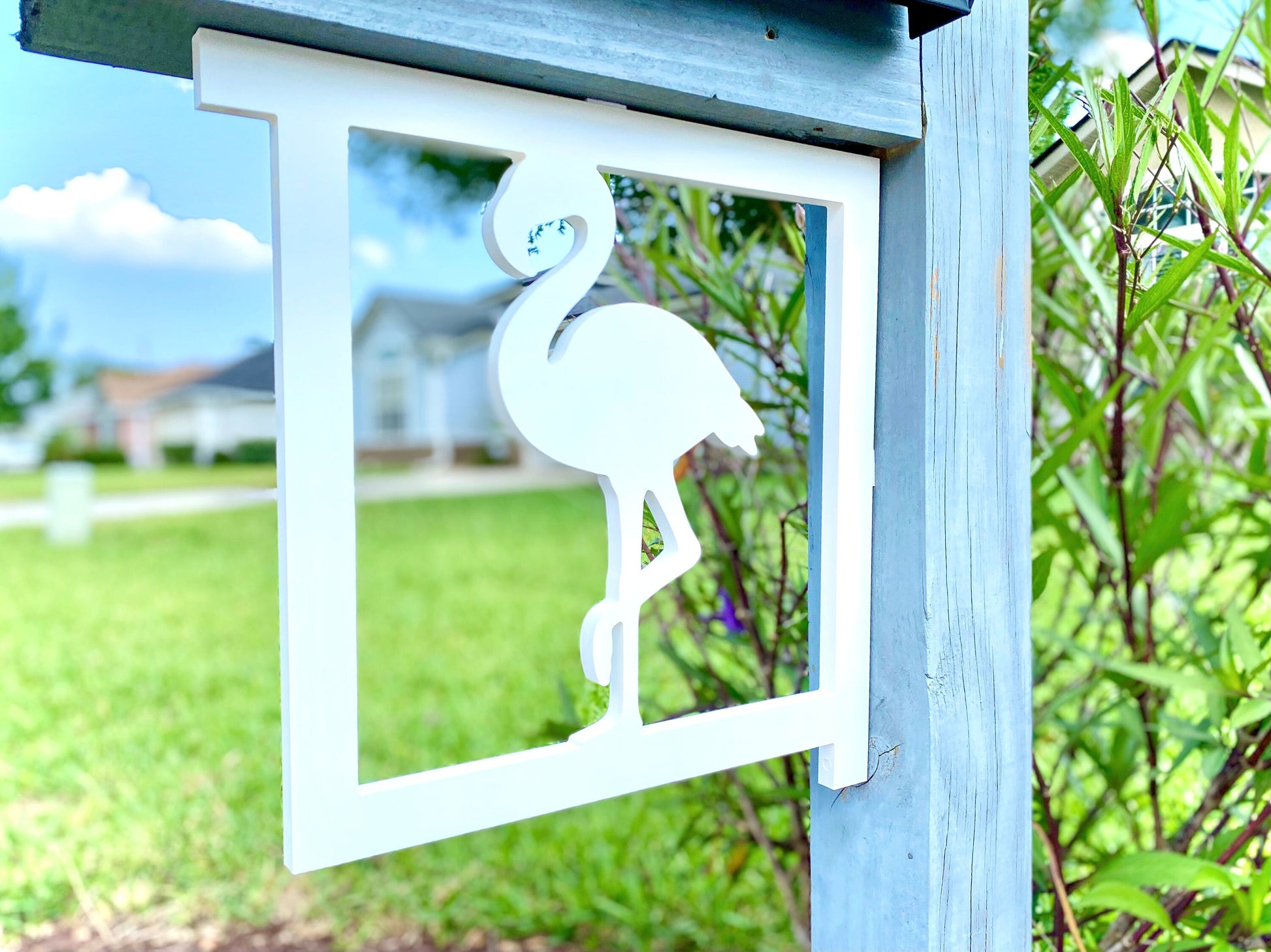 Flamingo Mailbox Bracket, Weatherproof PVC Coastal Beach House Decor, Screen Door Decor, Outdoor Home Accent, Exterior Mailbox Sign