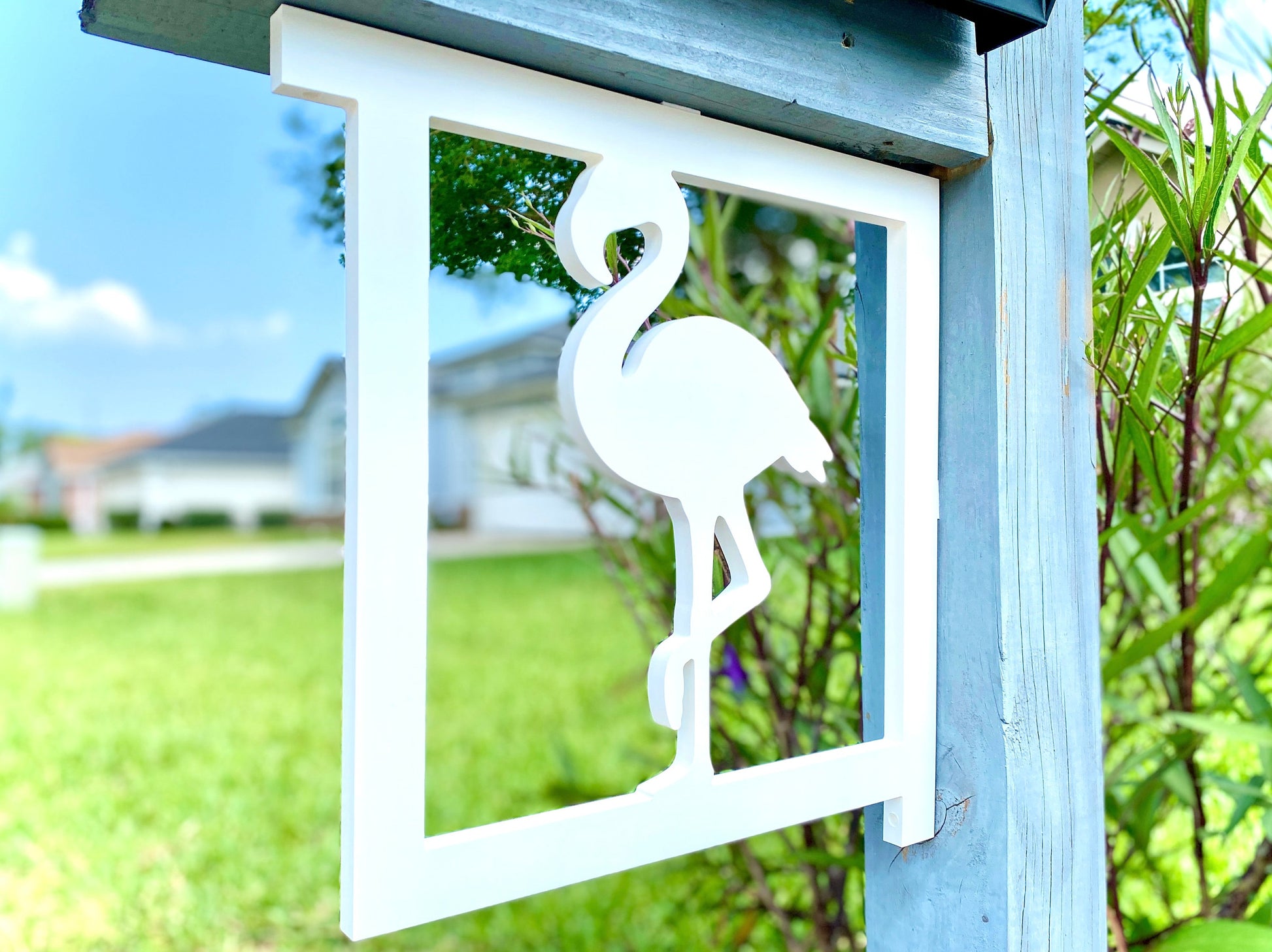 Flamingo Mailbox Bracket, Weatherproof PVC Coastal Beach House Decor, Screen Door Decor, Outdoor Home Accent, Exterior Mailbox Sign