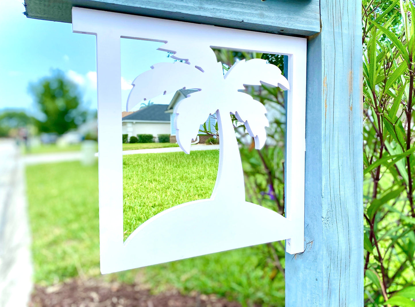 Palm Tree Mailbox Bracket, Weatherproof PVC Coastal Beach House Decor, Screen Door Decor, Outdoor Home Accent, Exterior Mailbox Sign