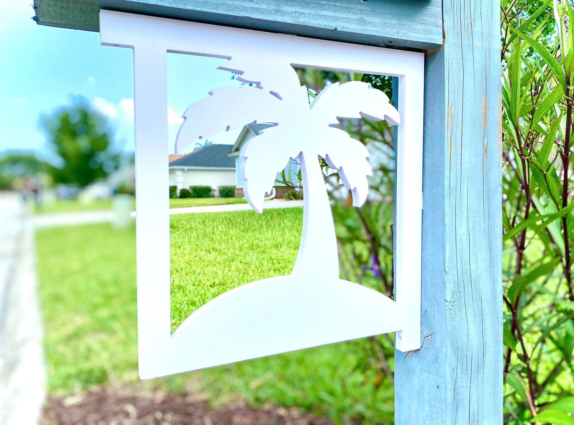 Palm Tree Mailbox Bracket, Weatherproof PVC Coastal Beach House Decor, Screen Door Decor, Outdoor Home Accent, Exterior Mailbox Sign