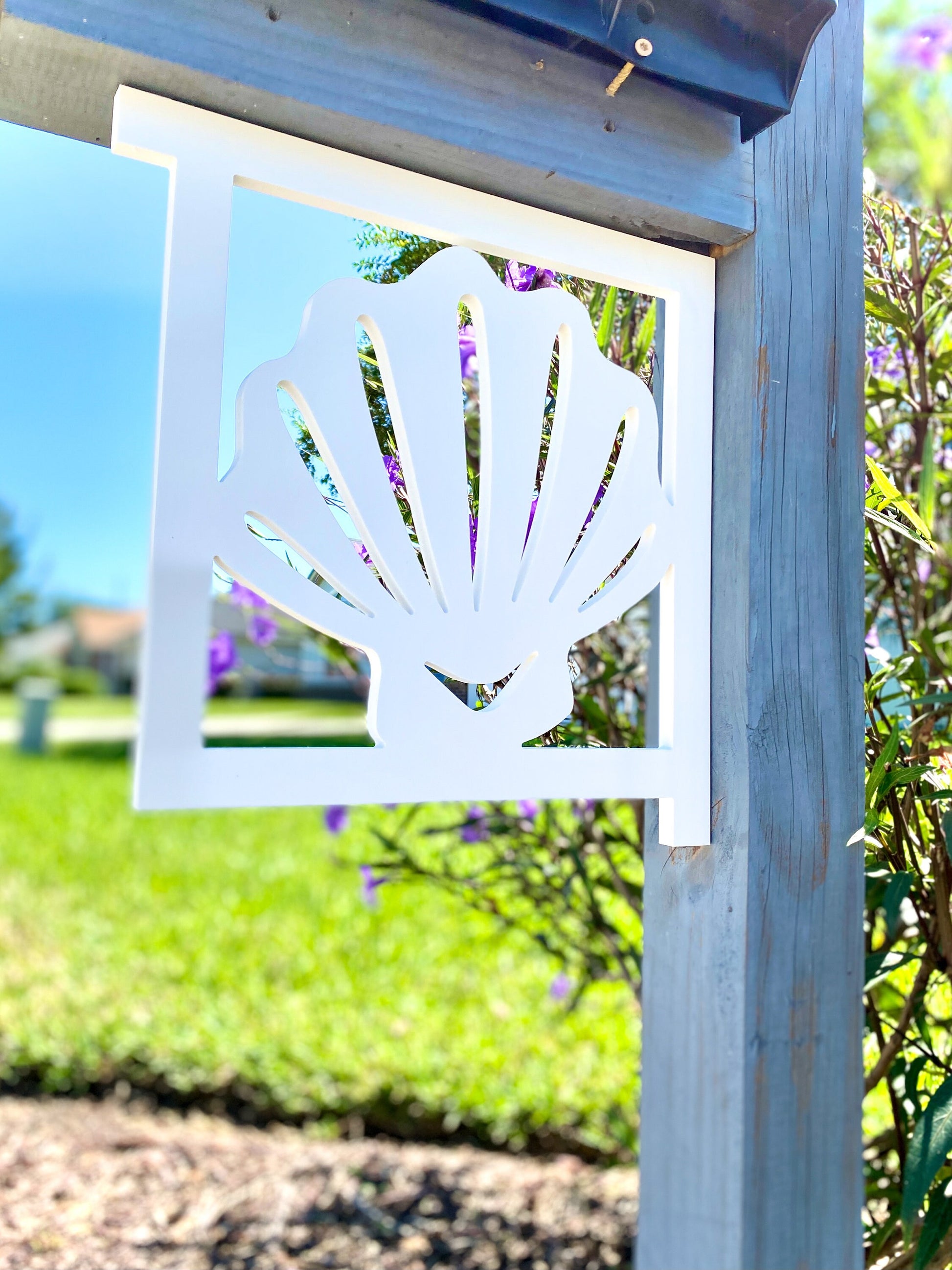 Seashell Mailbox Bracket, Weatherproof PVC Coastal Beach House Decor, Screen Door Decor, Outdoor Home Accent, Exterior Mailbox Sign
