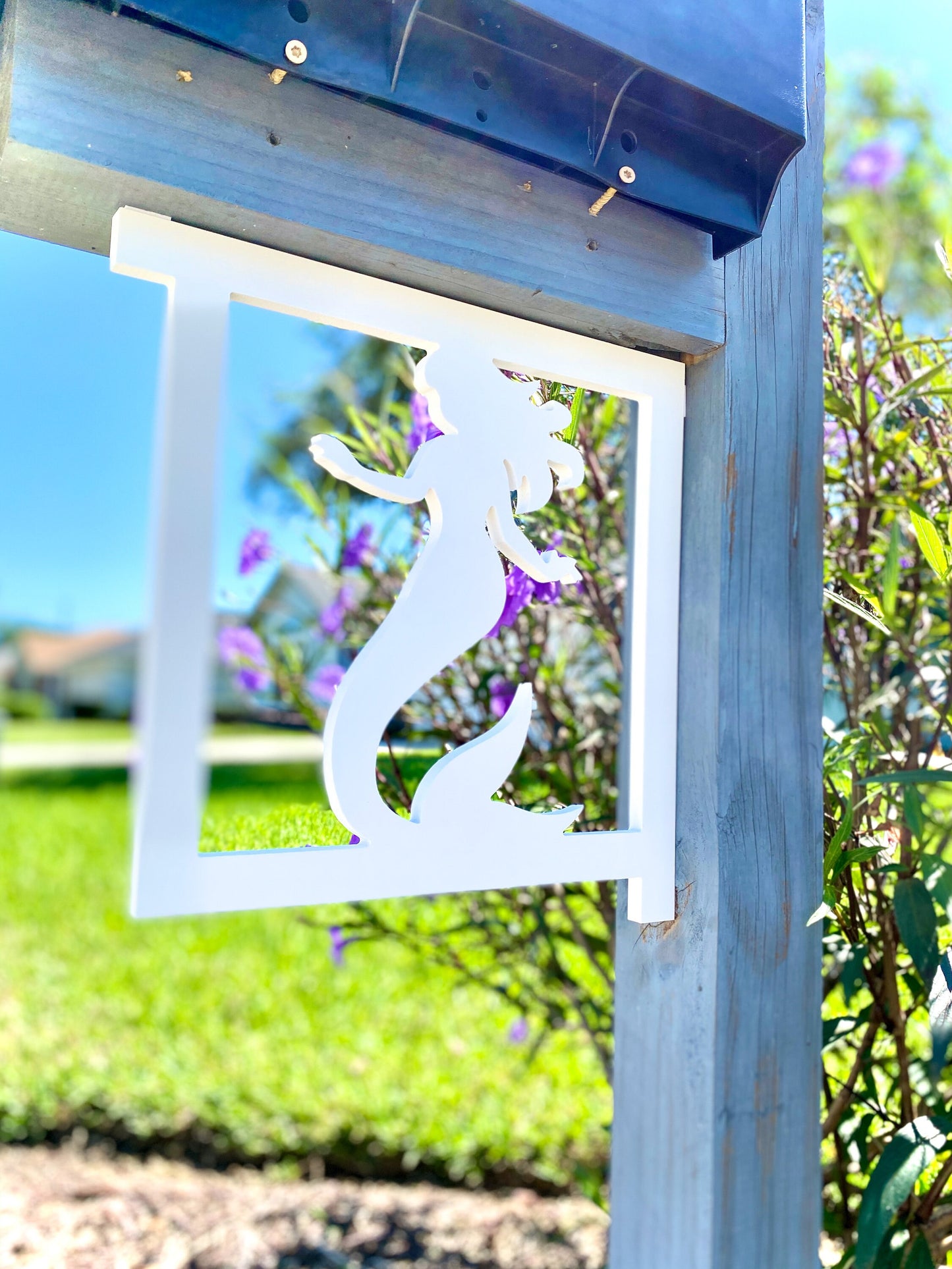 Mermaid Mailbox Bracket, Weatherproof PVC Coastal Beach House Decor, Screen Door Decor, Outdoor Home Accent, Exterior Mailbox Sign