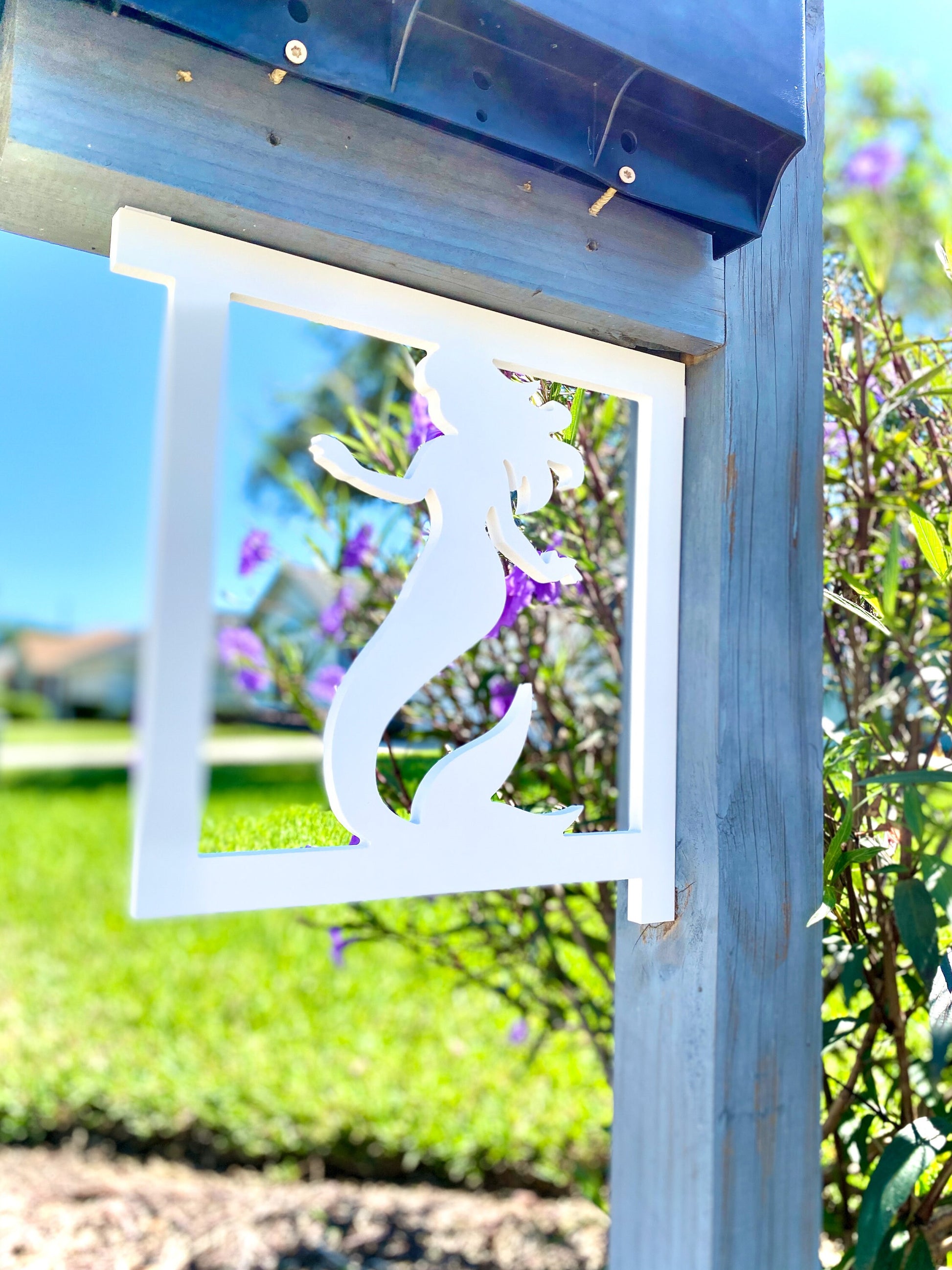 Mermaid Mailbox Bracket, Weatherproof PVC Coastal Beach House Decor, Screen Door Decor, Outdoor Home Accent, Exterior Mailbox Sign