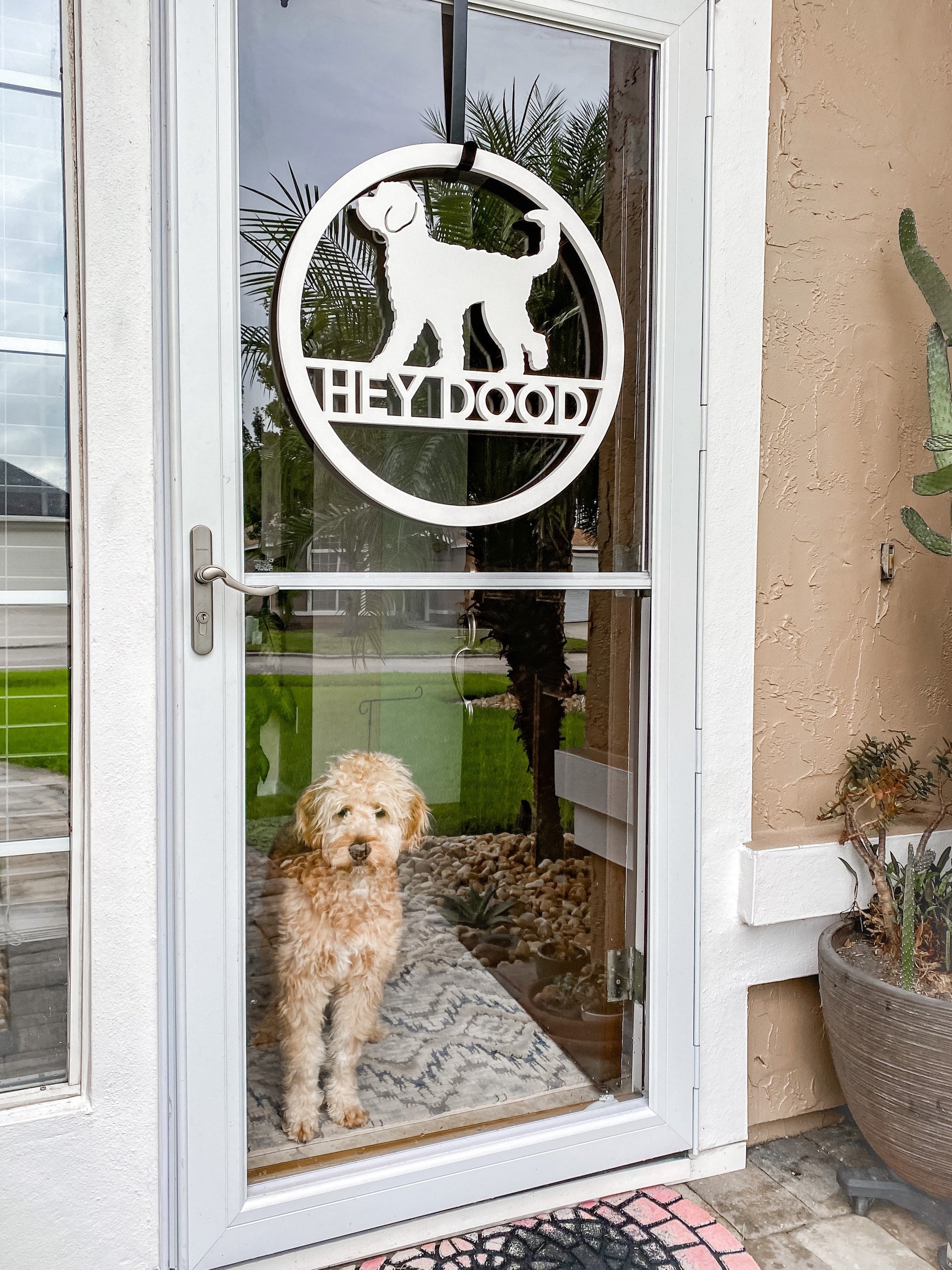 Hey Dood Dog Door Hanger, Weatherproof Doodle Dog Decor, Goldendoodle Outdoor Welcome Sign, Gift For Dog Lover, Dog Wreath For Front Door