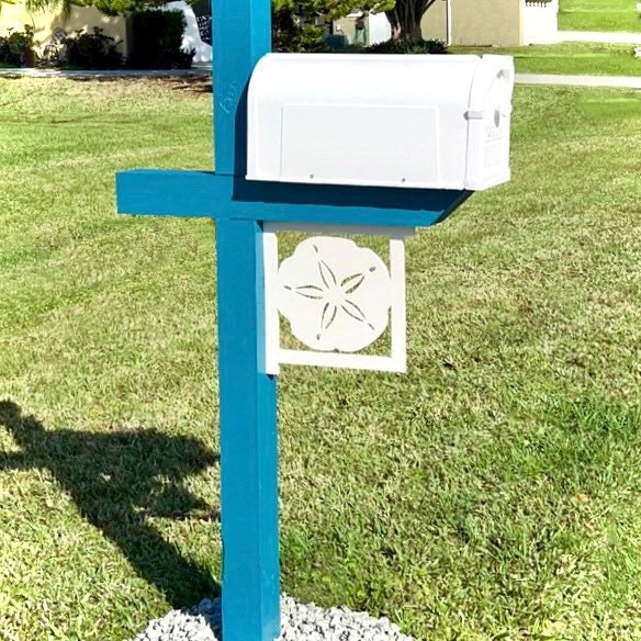 Sand Dollar Mailbox Bracket, Weatherproof PVC Coastal Beach House Decor, Screen Door Decor, Outdoor Home Accent, Exterior Mailbox Sign