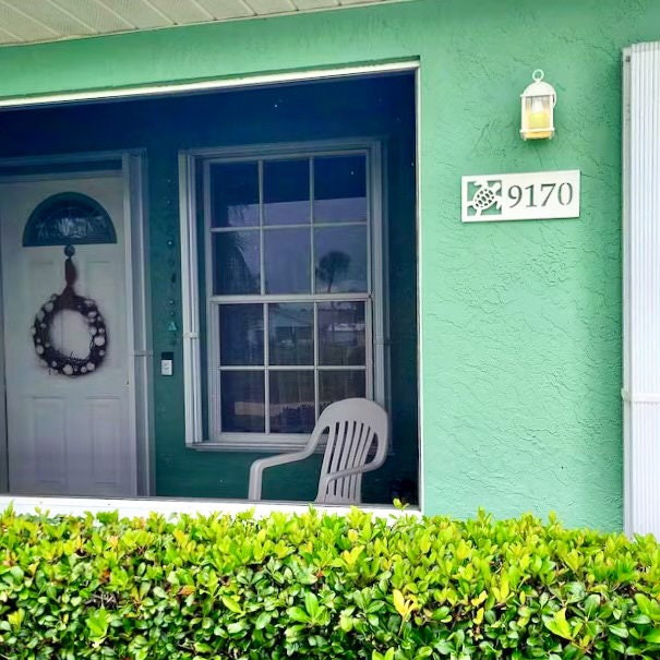 Sea Turtle Address Sign for Beach House, Weatherproof Horizontal House Numbers for Coastal Home, Outdoor Sea Turtle Florida Home Decor