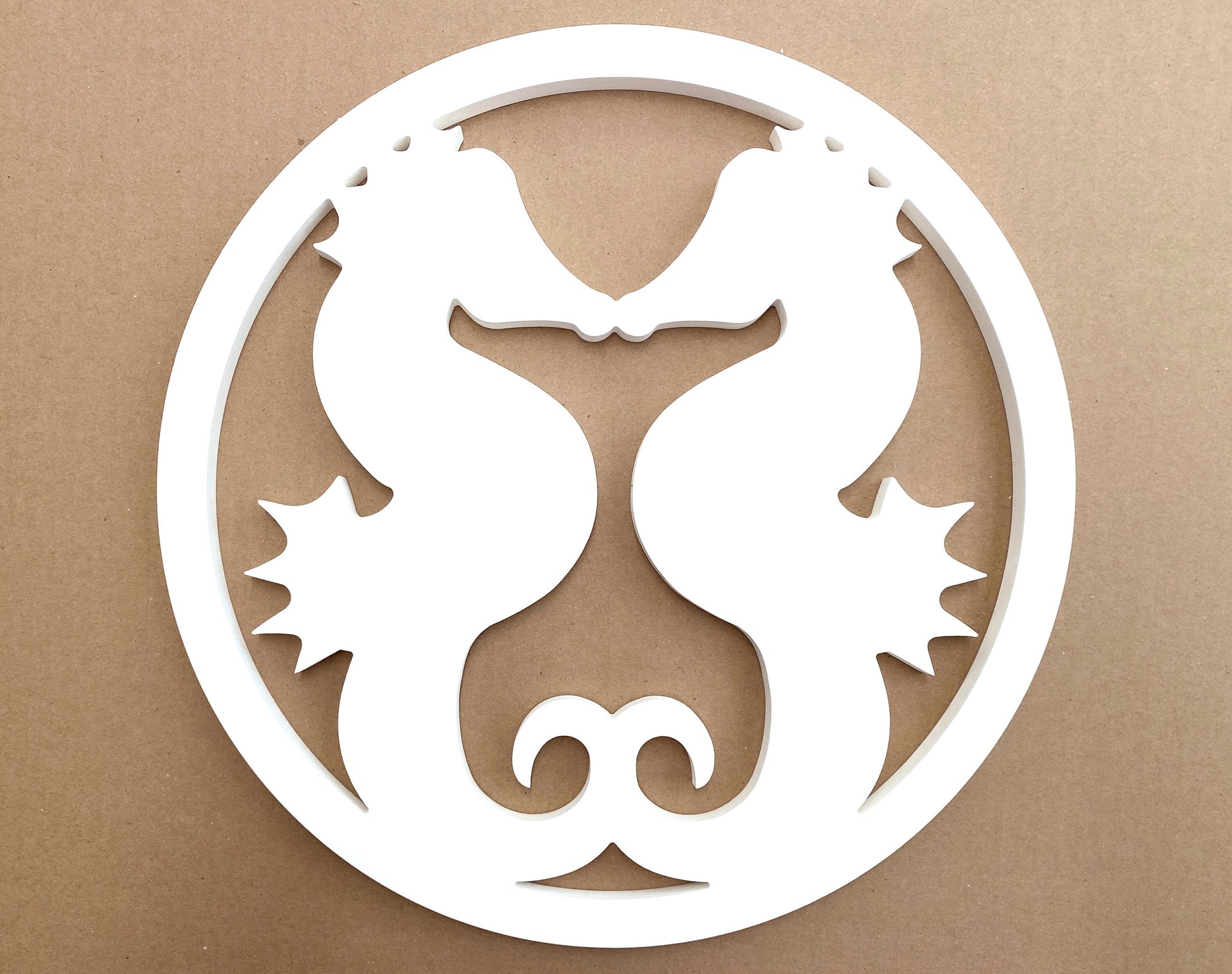 Large Outdoor Seahorse Wall Art for Beach House, Weatherproof Round Double Seahorse Sign, Exterior Coastal Home Decor