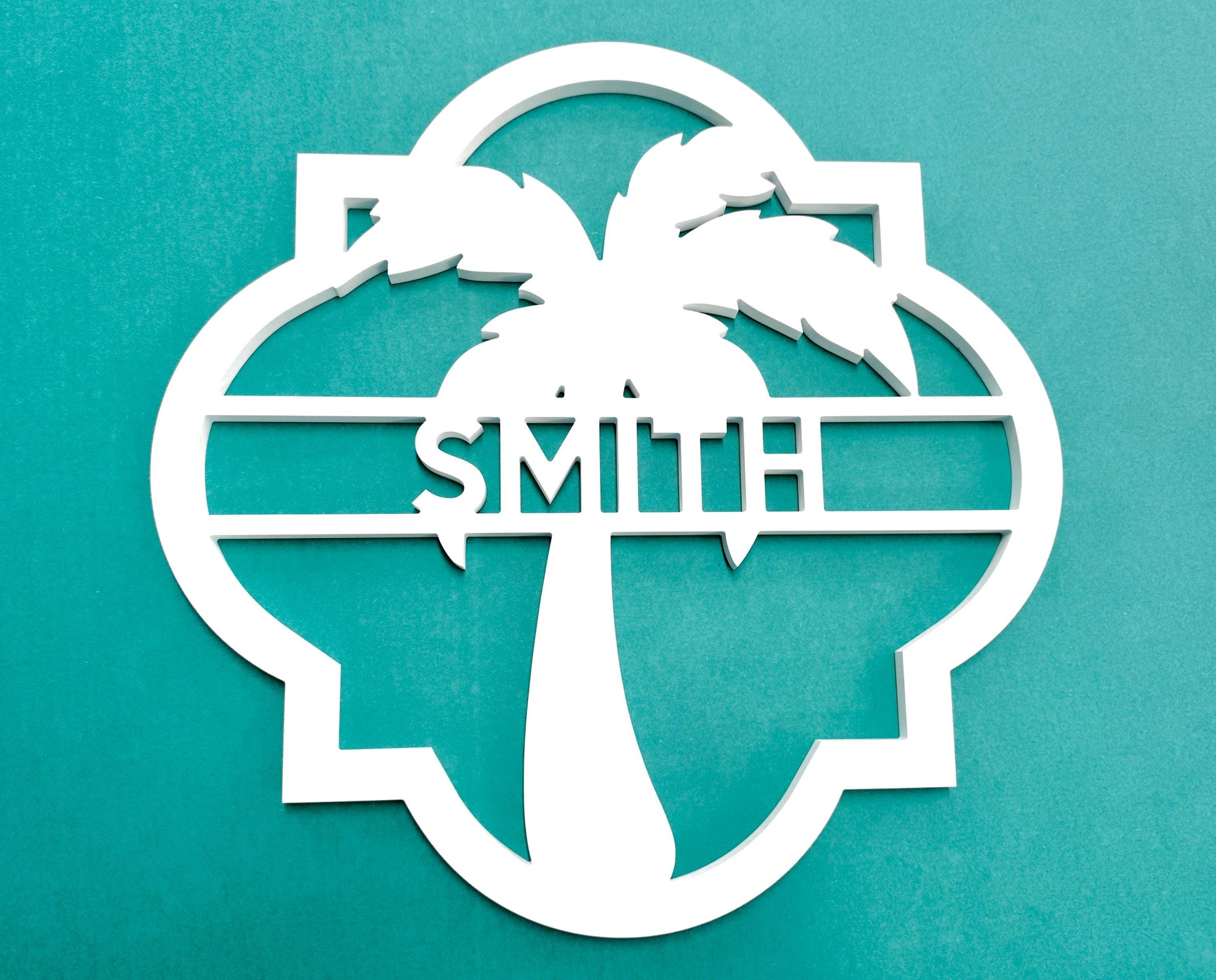 Palm Tree Front Door Hanger Wreath Sign, Tropical Palm Tree Decor for Beach House, Coastal Home Decor, Weatherproof PVC Sign